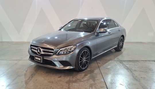Mercedes Benz • Clase C