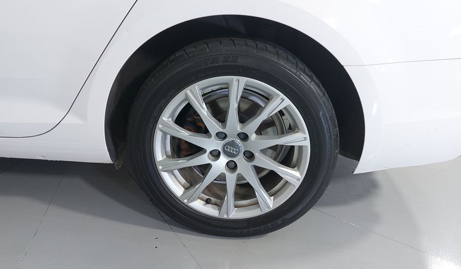 Audi A4 2.0 TFSI DYNAMIC S-TRONIC Sedan 2017