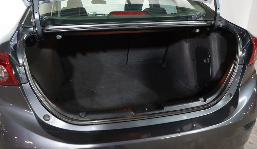 Mazda 3 2.0 SEDAN I TOURING TA Sedan 2016