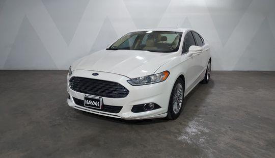 Ford • Fusion