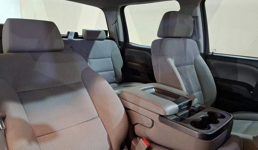 Chevrolet Silverado 2500 5.3 DOBLE CABINA F AT 4WD Pickup 2014