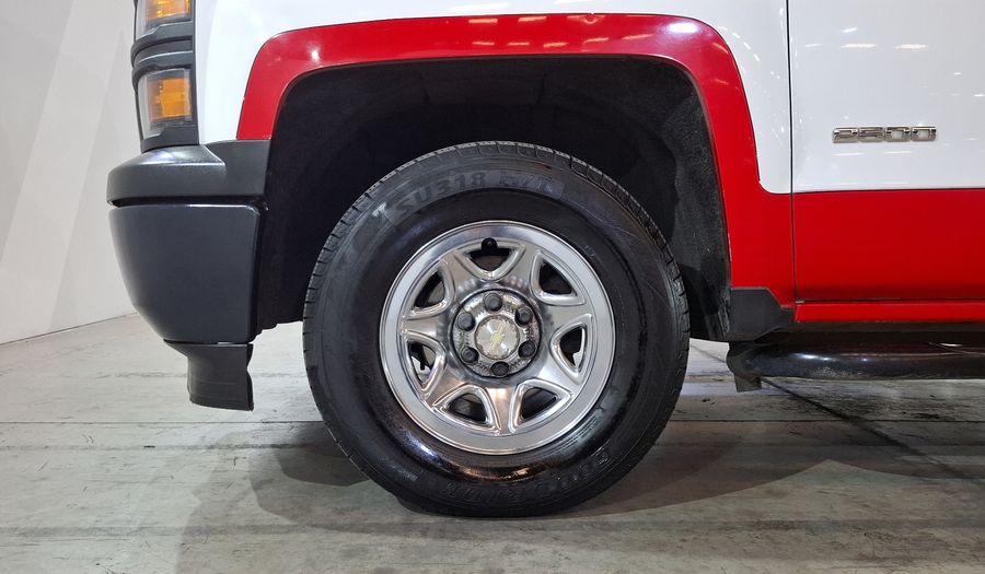Chevrolet Silverado 2500 5.3 DOBLE CABINA F AT 4WD Pickup 2014