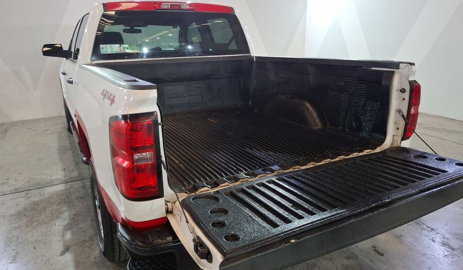 Chevrolet Silverado 2500 5.3 DOBLE CABINA F AT 4WD Pickup 2014