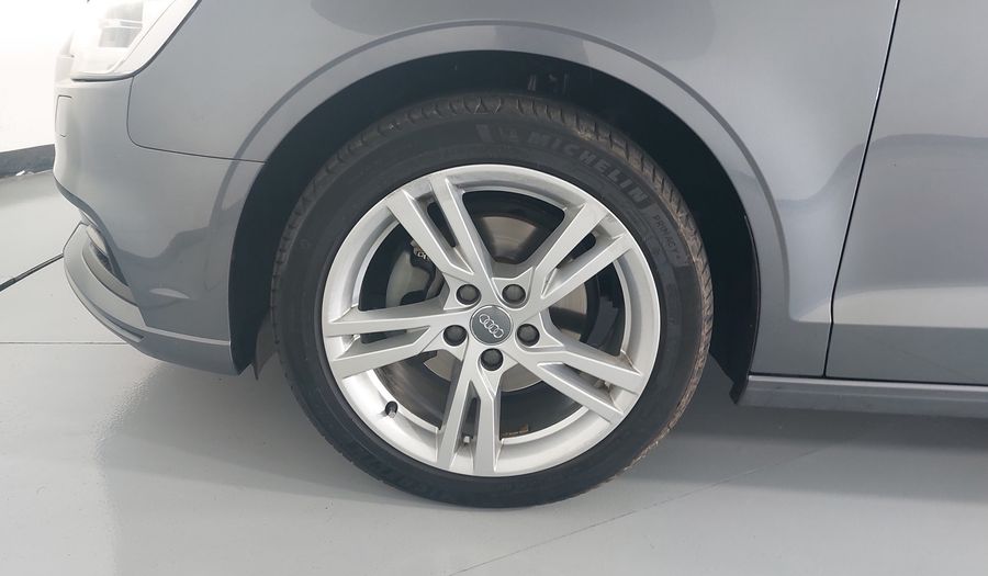 Audi A3 1.4 35 TFSI DYNAMIC DCT Sedan 2020