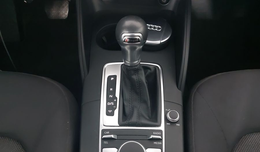 Audi A3 1.4 35 TFSI DYNAMIC DCT Sedan 2020
