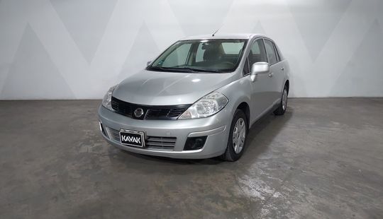Nissan • Tiida