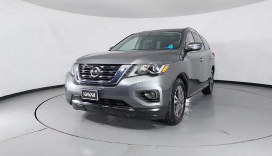 Nissan • Pathfinder