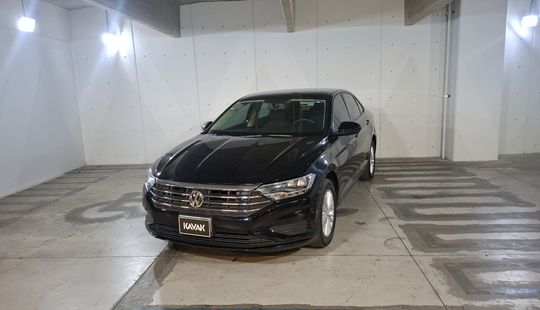 Volkswagen • Jetta