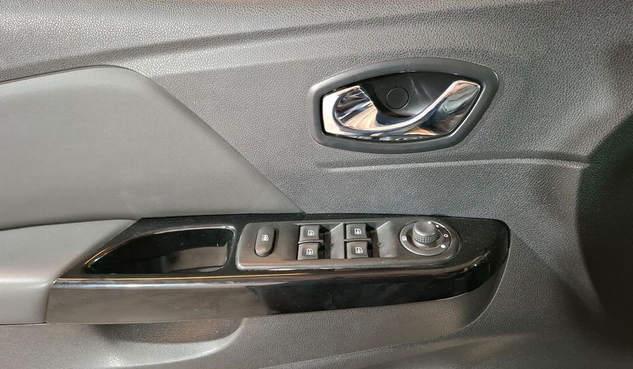 Renault Captur 2.0 ICONIC DEH AUTO Hatchback 2019