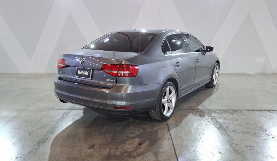 Volkswagen Jetta 2.5 SPORTLINE BOLSA PAQWELT TECHO TIP. Sedan 2015