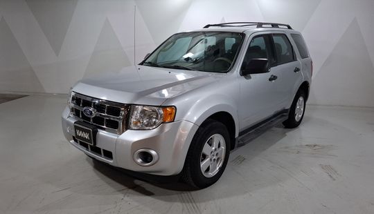 Ford • Escape