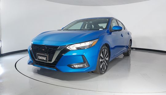 Nissan • Sentra