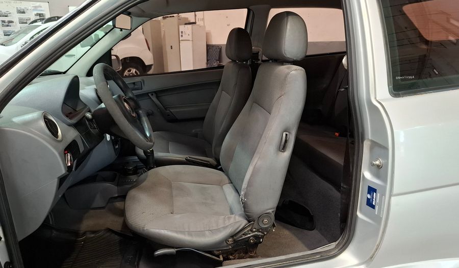 Volkswagen Gol 1.6 POWER Hatchback 2009
