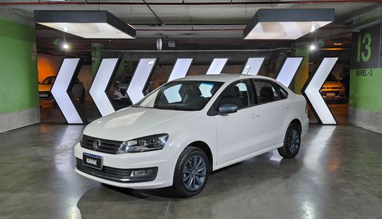 Volkswagen • Polo