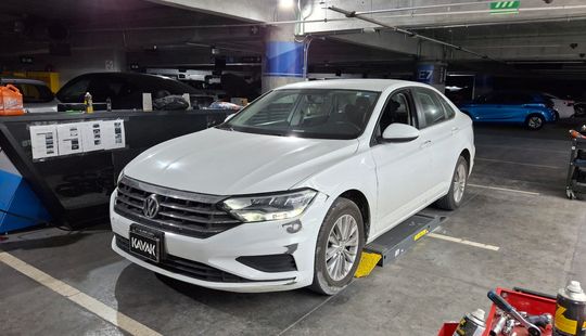 Volkswagen • Jetta