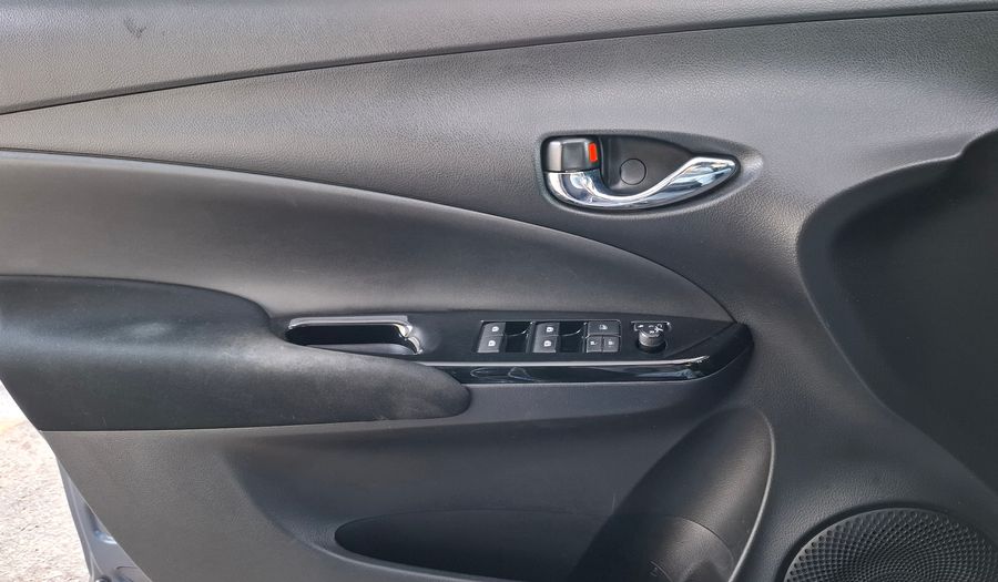 Toyota Yaris 1.5 XLS Hatchback 2020