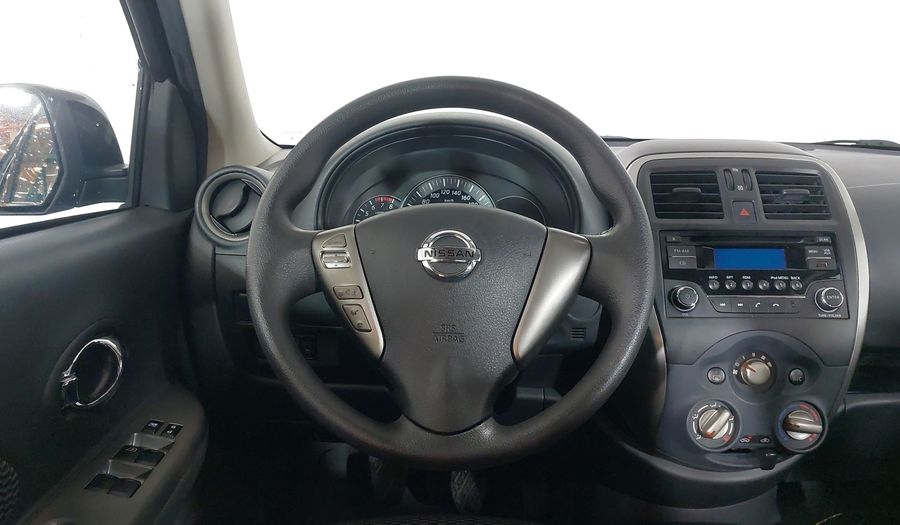 Nissan March SV Hatchback 2016