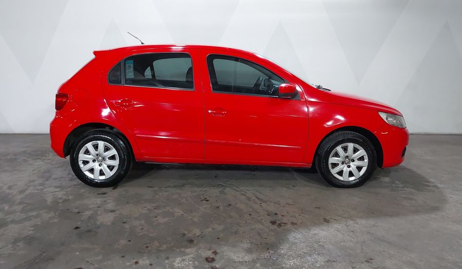 Volkswagen Gol 1.6 TRENDLINE MT Hatchback 2013