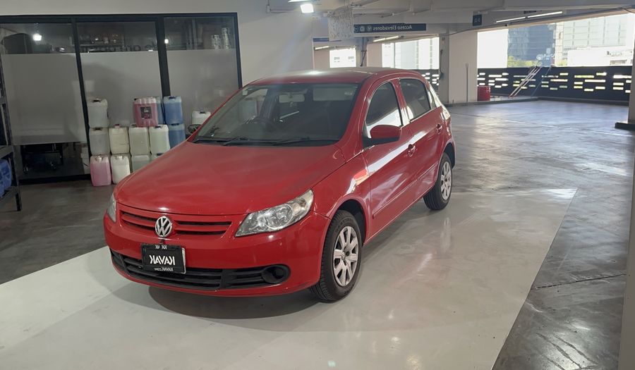 Volkswagen Gol 1.6 TRENDLINE MT Hatchback 2013