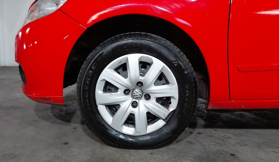 Volkswagen Gol 1.6 TRENDLINE MT Hatchback 2013