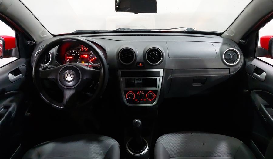 Volkswagen Gol 1.6 TRENDLINE MT Hatchback 2013