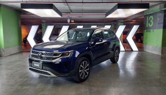 Volkswagen • Taos