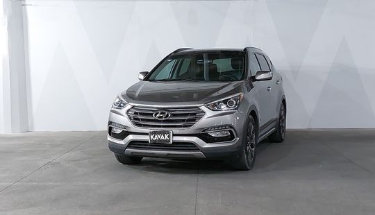 Hyundai • Santa Fe