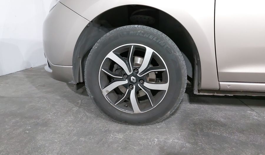 Renault Logan 1.6 INTENS MT Sedan 2018