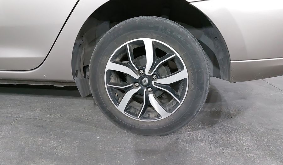 Renault Logan 1.6 INTENS MT Sedan 2018