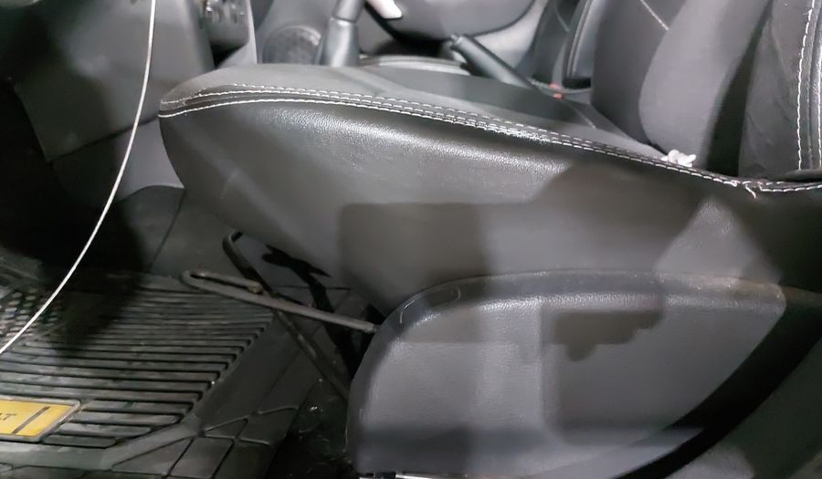 Renault Logan 1.6 INTENS MT Sedan 2018