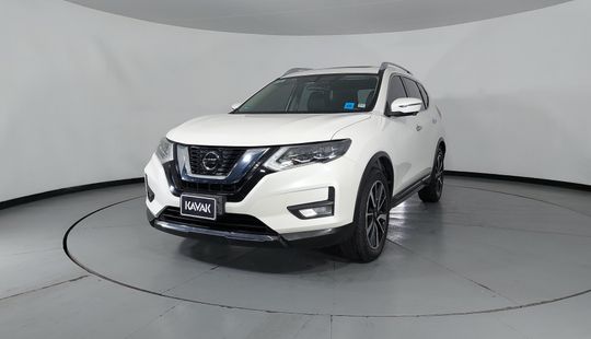 Nissan • X-Trail
