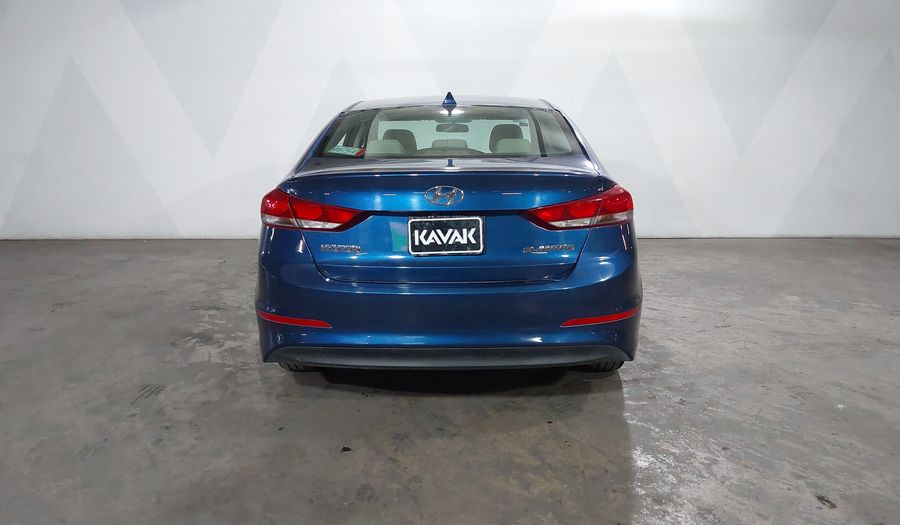 Hyundai Elantra 2.0 GLS PREMIUM AT Sedan 2017