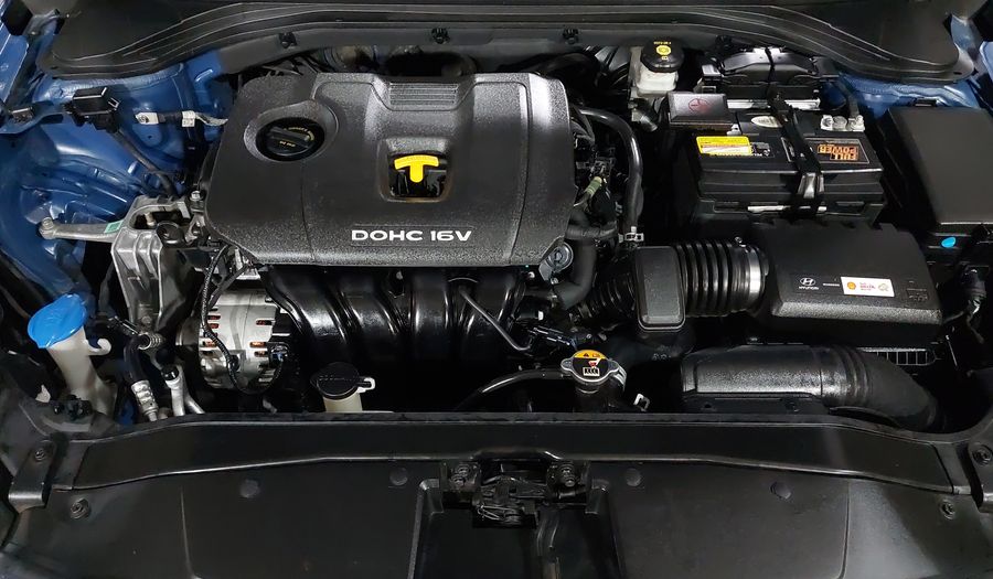 Hyundai Elantra 2.0 GLS PREMIUM AT Sedan 2017