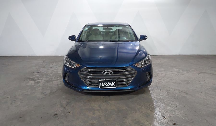 Hyundai Elantra 2.0 GLS PREMIUM AT Sedan 2017