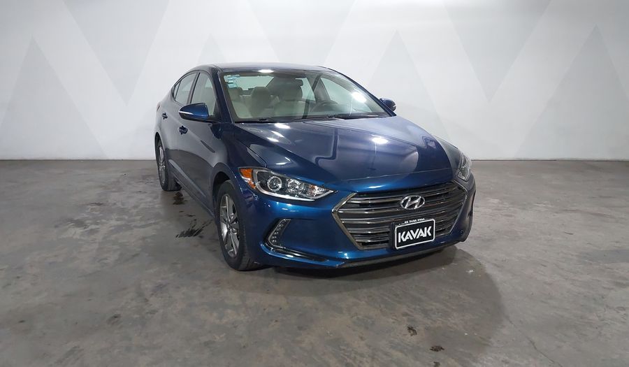 Hyundai Elantra 2.0 GLS PREMIUM AT Sedan 2017