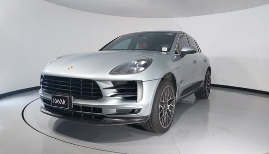 Porsche • Macan