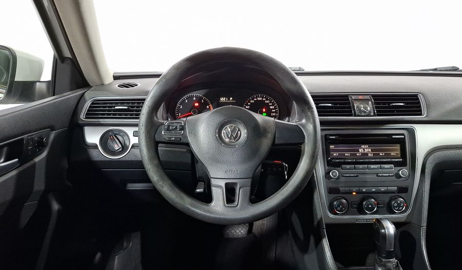 Volkswagen Passat 2.5 COMFORTLINE TIPTRONIC Sedan 2015