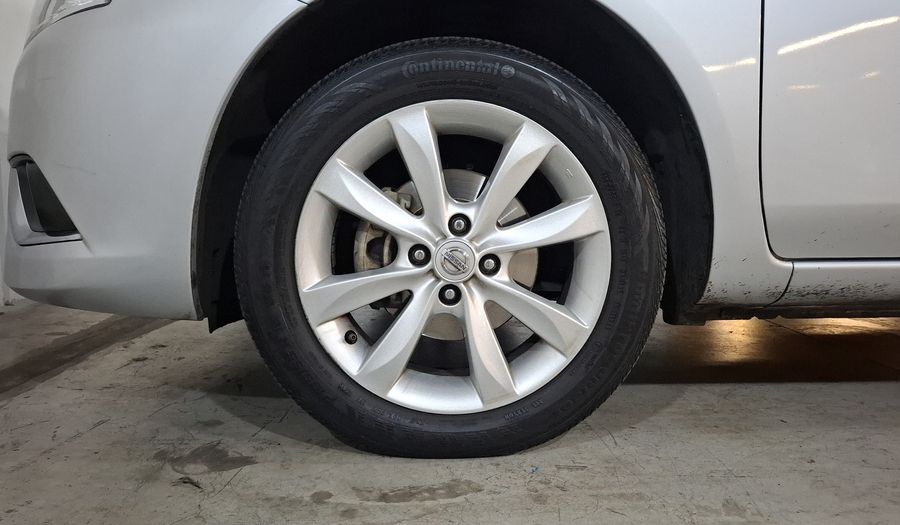 Nissan Versa 1.6 ADVANCE TM AC Sedan 2016