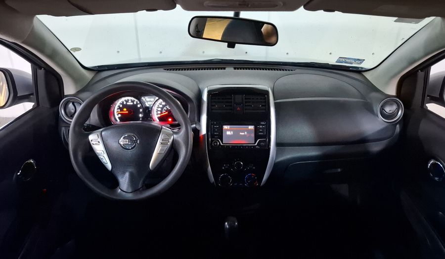 Nissan Versa 1.6 ADVANCE TM AC Sedan 2016
