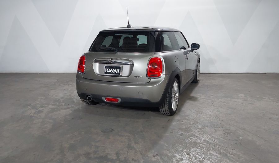 Mini Cooper 1.5 COOPER CHILI AT Hatchback 2017