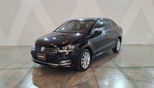 Volkswagen • Vento