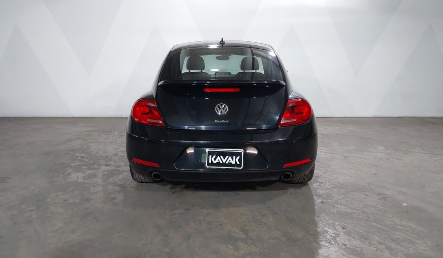 Volkswagen Beetle 2.0 TURBO DSG Hatchback 2013