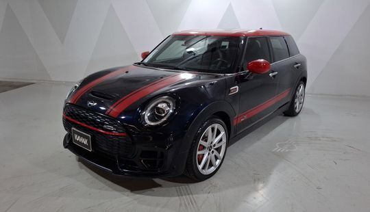 Mini • Clubman