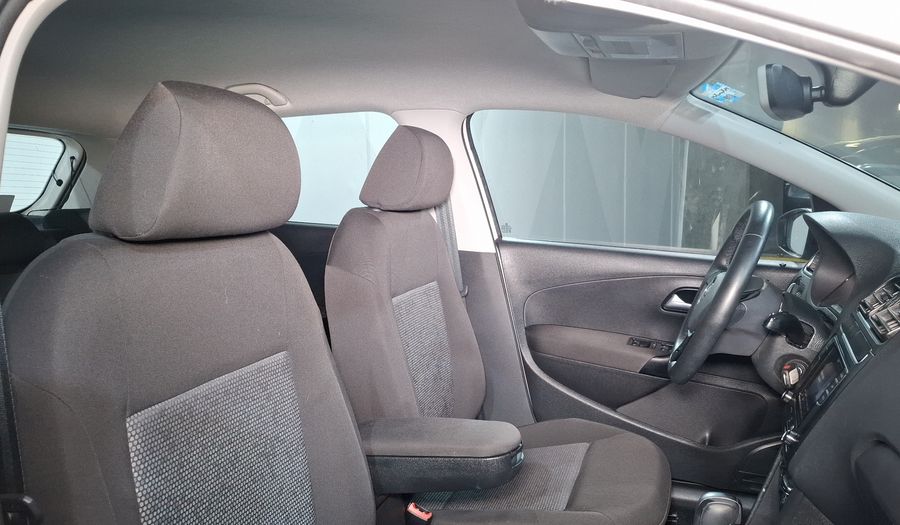 Volkswagen Polo 1.6 EDICION ESPECIAL AUTO Hatchback 2021