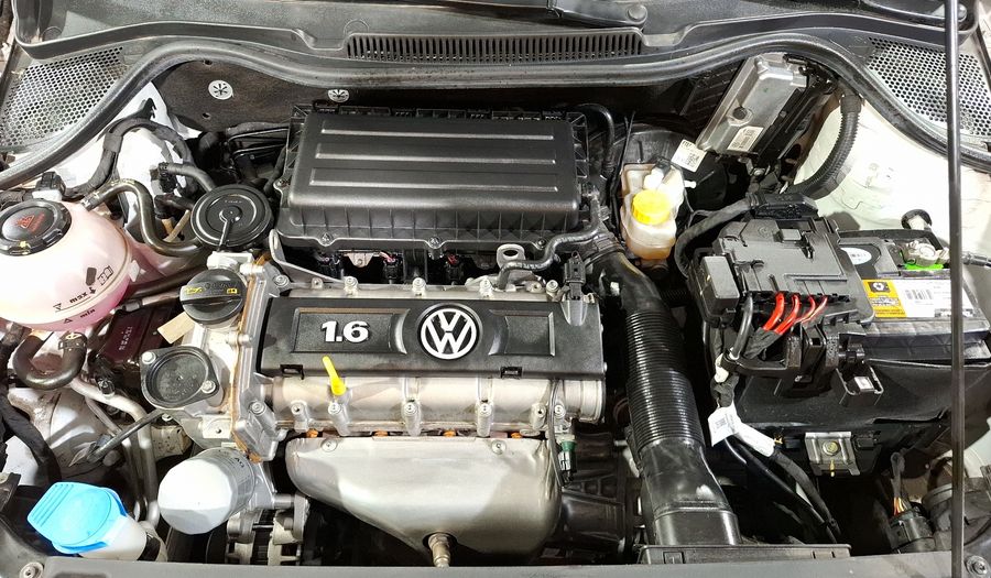 Volkswagen Polo 1.6 EDICION ESPECIAL AUTO Hatchback 2021