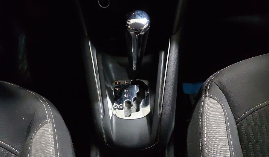 Peugeot 208 1.6 ALLURE SWAROVSKI AT Hatchback 2016