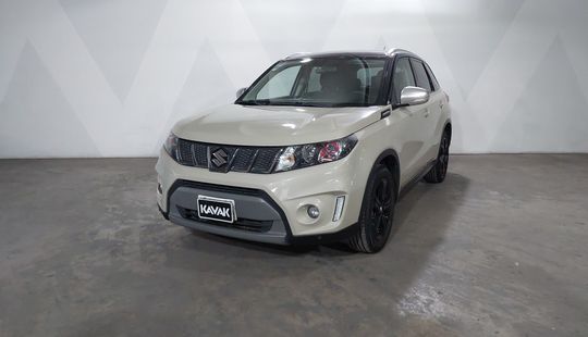 Suzuki • Vitara