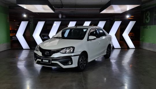 Toyota • Etios
