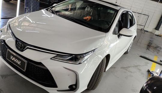 Toyota • Corolla