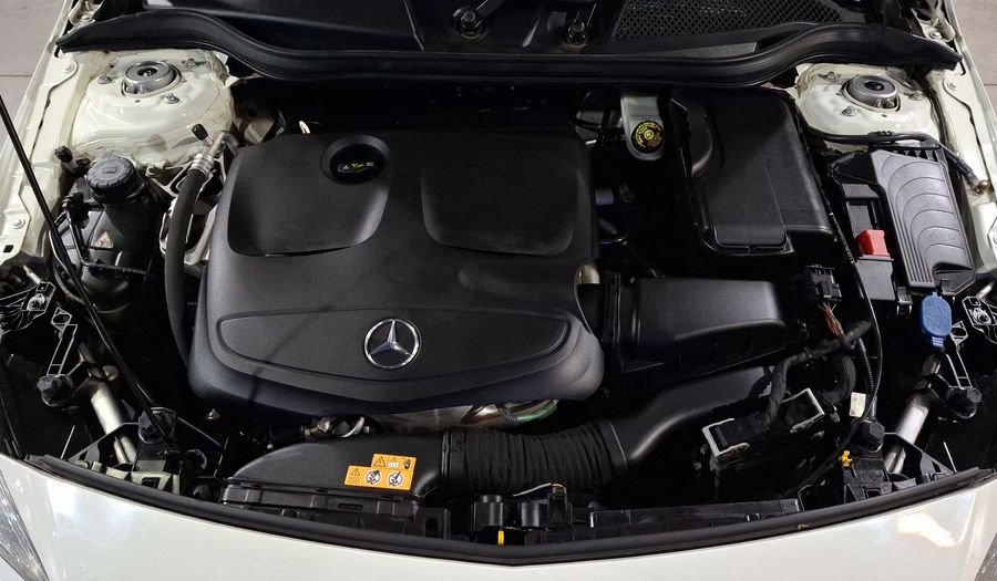 Mercedes Benz Clase A 1.6 200 STYLE Hatchback 2017